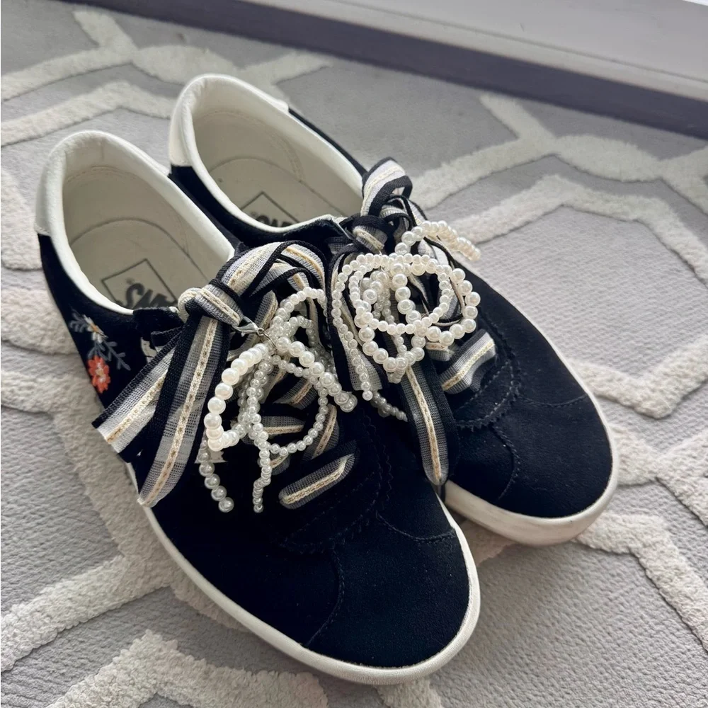 Vans Suede Floral Embroidered Sneakers Boho Pearl Lace Womens 9.5